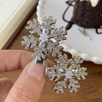 Crystal Snowflake Pearl flower Retro Hair Clip - EX-STOCK CANADA