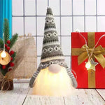 Decoración navideña adornos de muñecas de figura luminosa