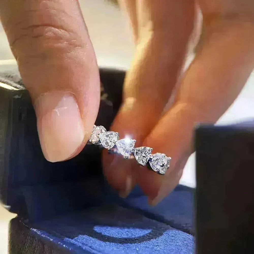 Heart-shaped Diamond Row Diamond Ring Fashion Love - EX-STOCK CANADA