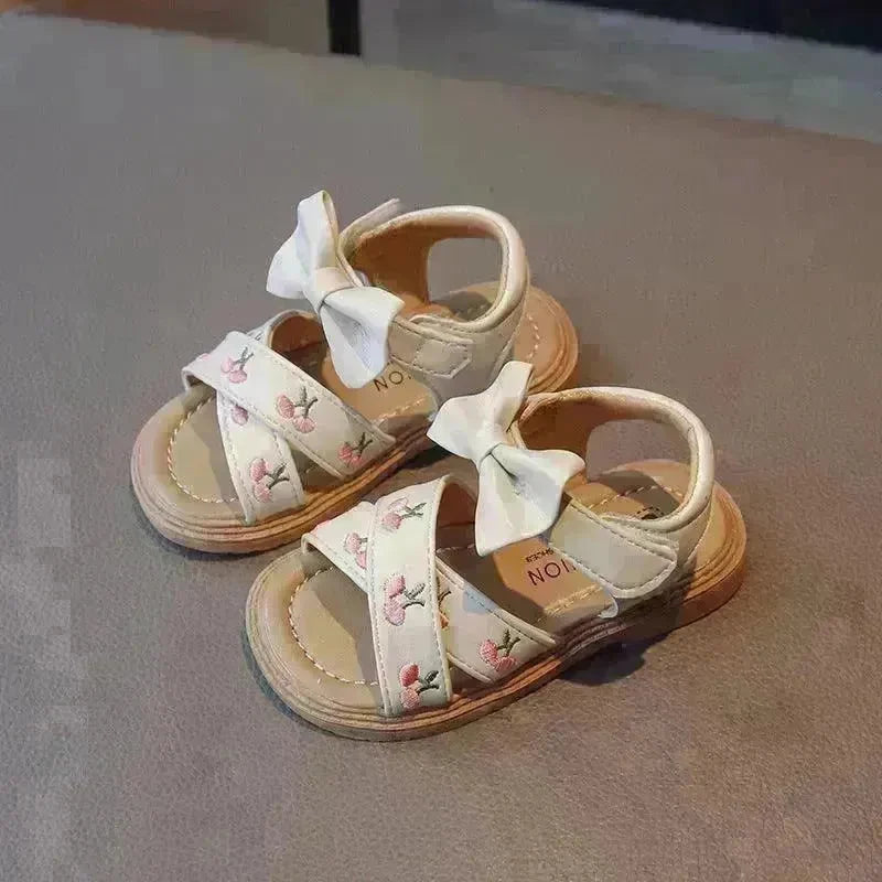 New Fashion Princess Shoes Soft Bottom Embroidered Shoes - EX-STOCK CANADA