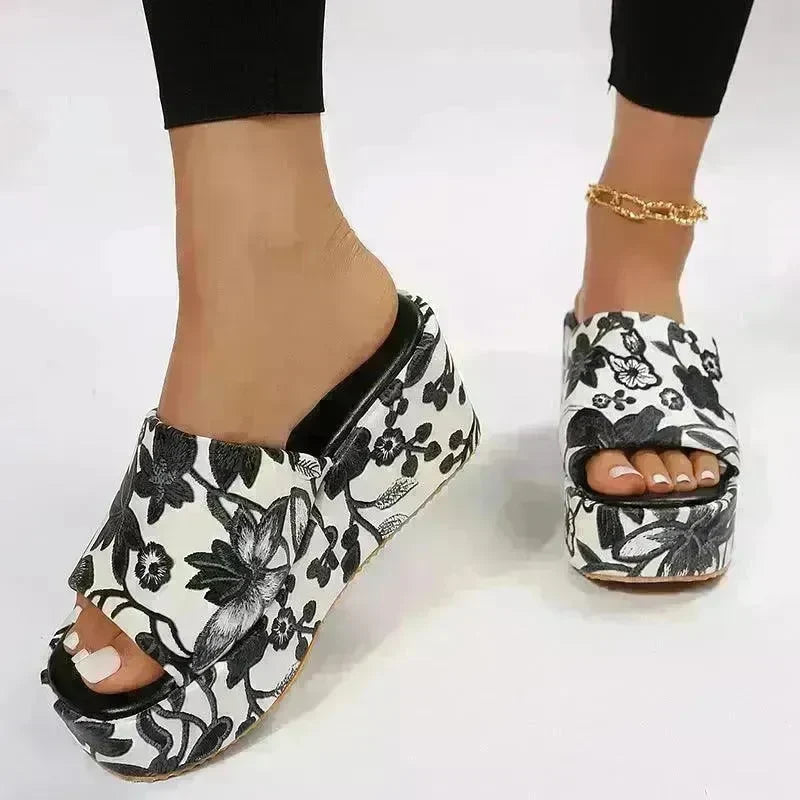 New Round Toe Wedge Embroidered Classic Embroidery Slippers For Women - EX-STOCK CANADA