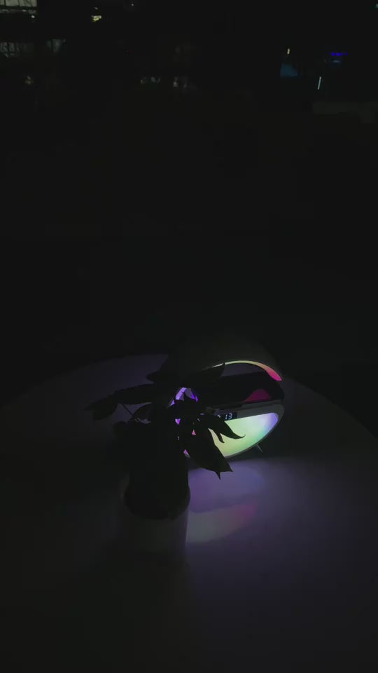 G-Shaped LED Lamp with Bluetooth Speaker & 15W Wireless Charger – App-Controlled Atmosphere Light for Bedroom