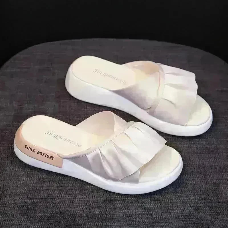 Sandals and slippers for women - EX-STOCK CANADA