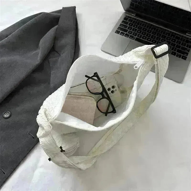 South Korea Ins Girl's Fashionable Cloud Puff Flower Shoulder Bag - EX-STOCK CANADA