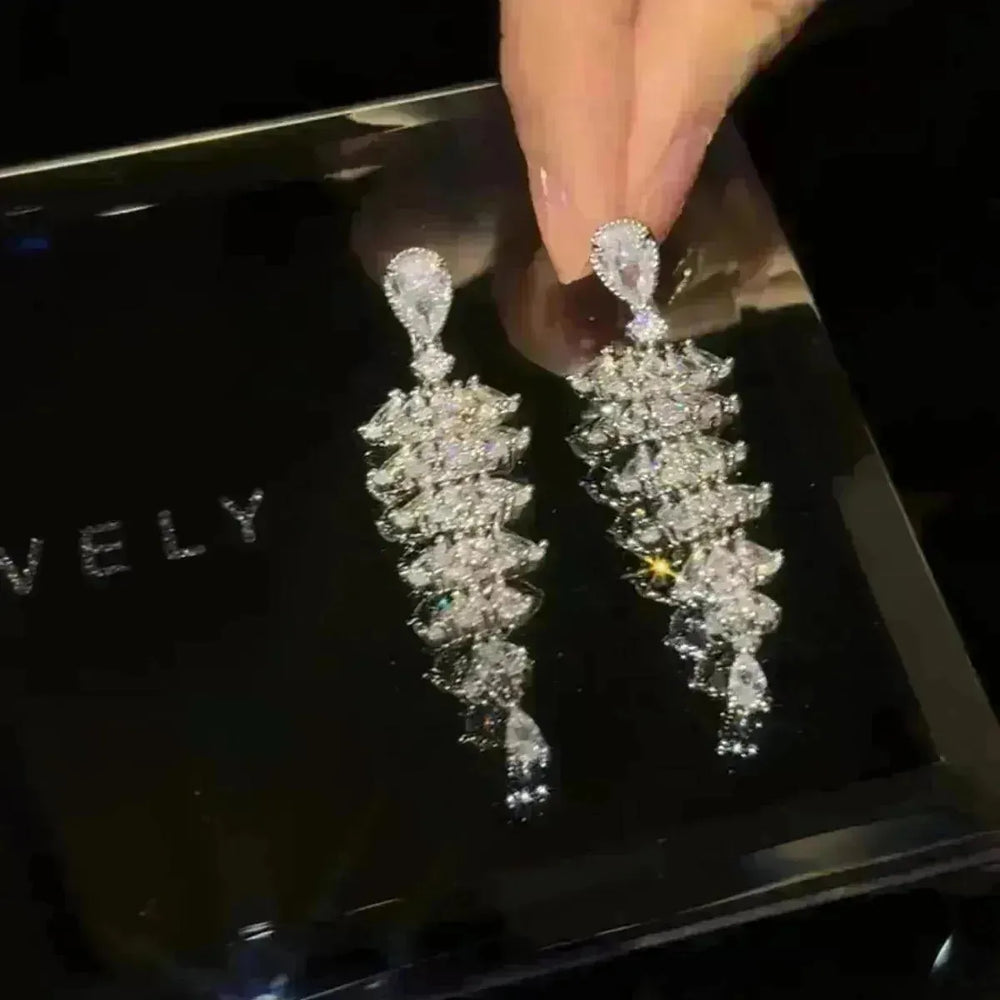 Sparkling Zircon Christmas Tree Drop Earrings For Women Trendy Xmas Tree Plant Dangle Earrings New Year Festival Party Jewelry - EX-STOCK CANADA