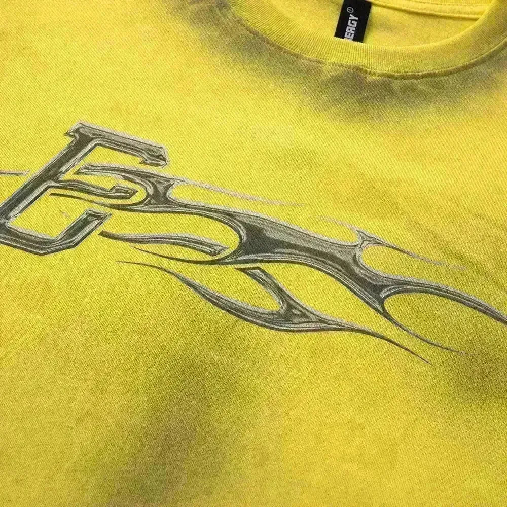 Spray Painting Dirty Letter Short Sleeve - EX-STOCK CANADA