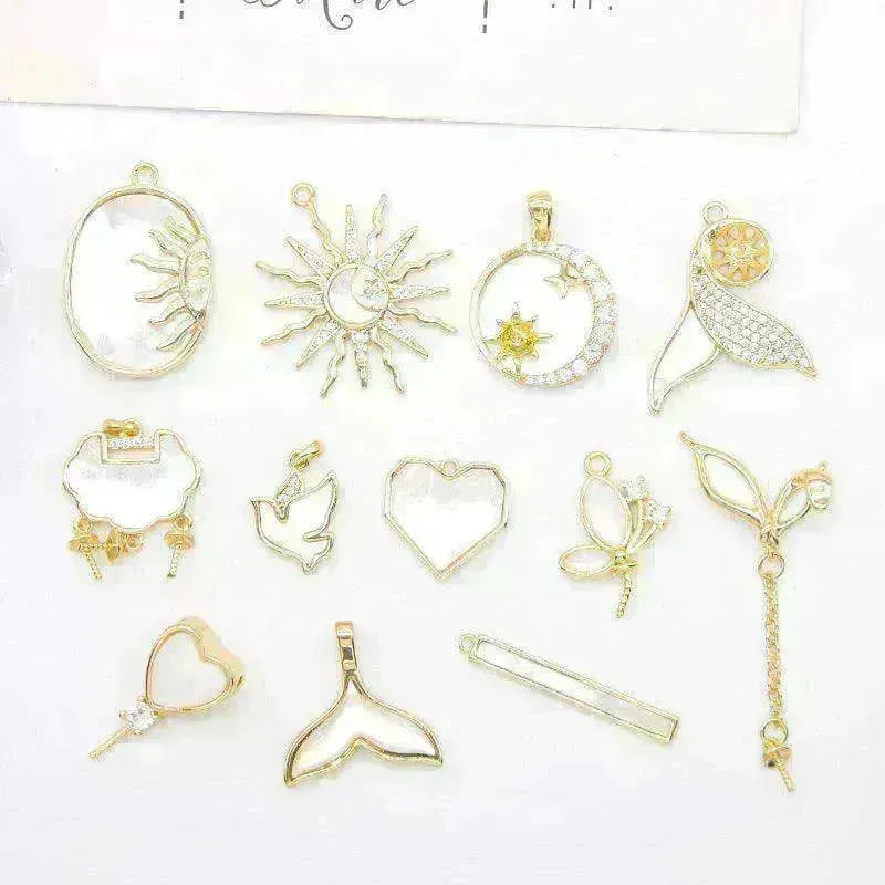 Women's White Shell Pendant Ear Rings - EX-STOCK CANADA
