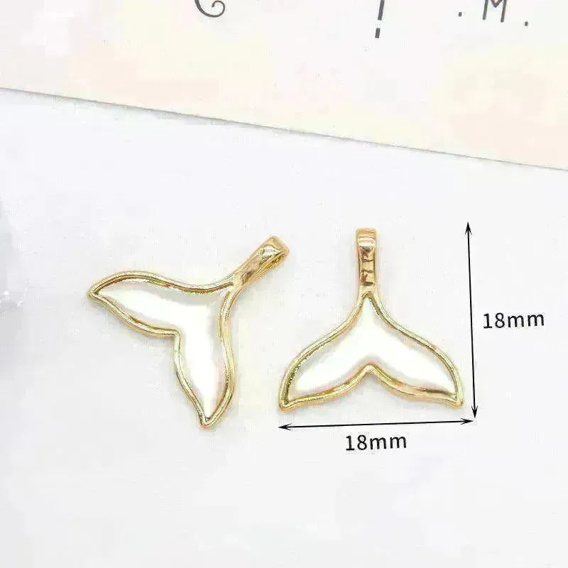 Women's White Shell Pendant Ear Rings - EX-STOCK CANADA
